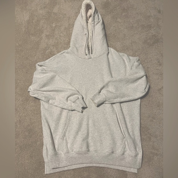 American Eagle Outfitters Tops - American Eagle Oversized Sweatshirt